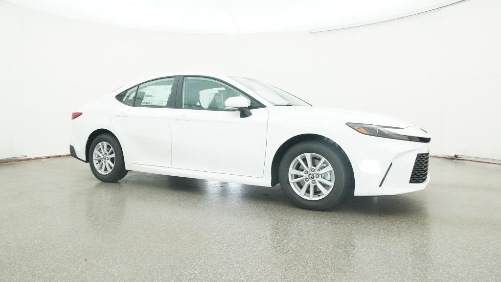 2026 Toyota Camry LE photo 10