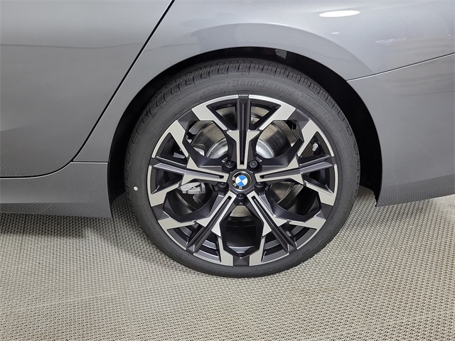 2025 Bmw 330i xDrive photo 8
