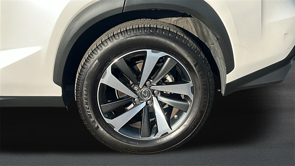 2020 Lexus NX 300 Premium photo 3