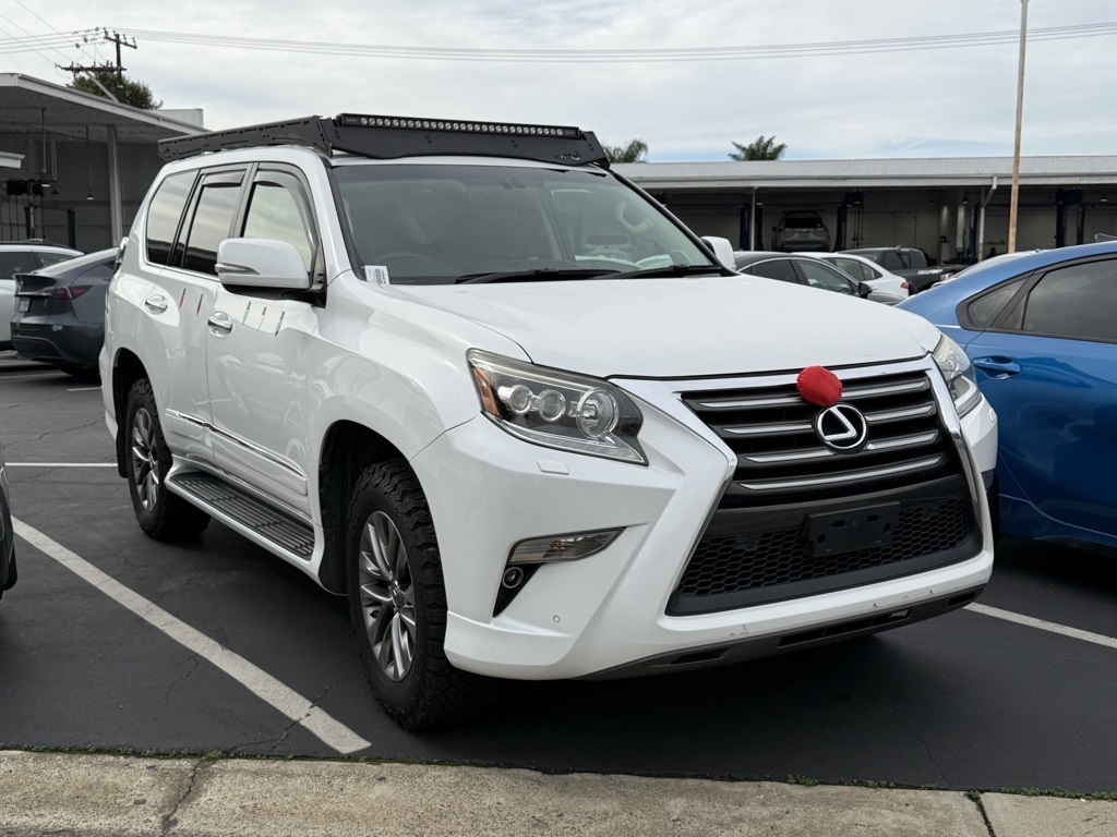2014 Lexus GX Luxury's photo