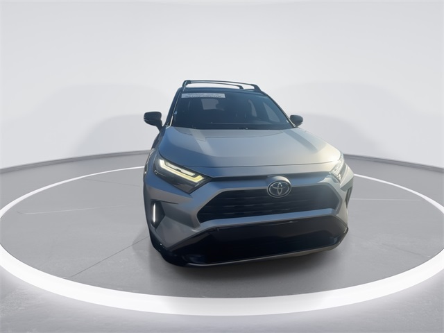 2022 Toyota RAV4 Hybrid XSE photo 3