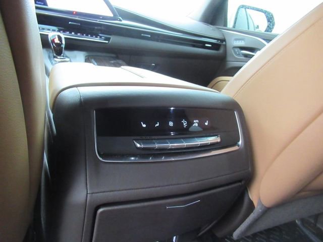 2023 Cadillac Escalade ESV Sport photo 28