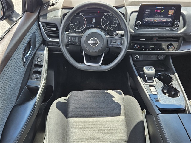 2023 Nissan Rogue SV photo 7