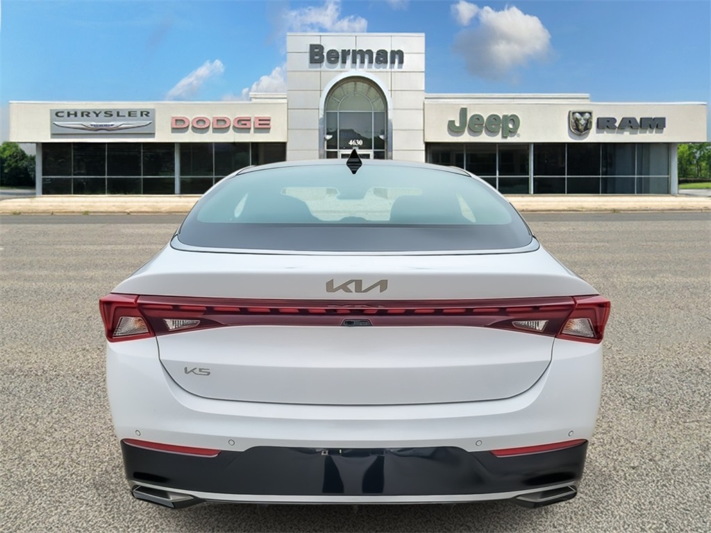 2024 Kia K5 EX photo 4