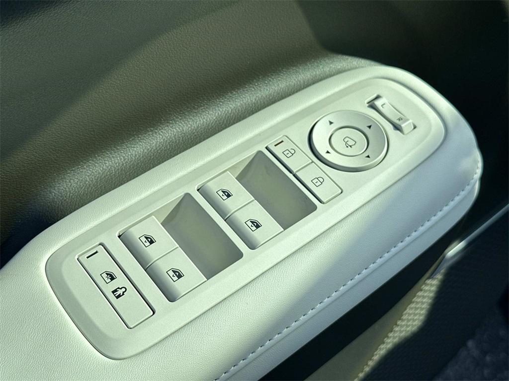 2025 Hyundai Santa Fe Calligraphy photo 24