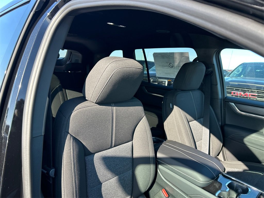 2026 GMC ACADIA - Image 36