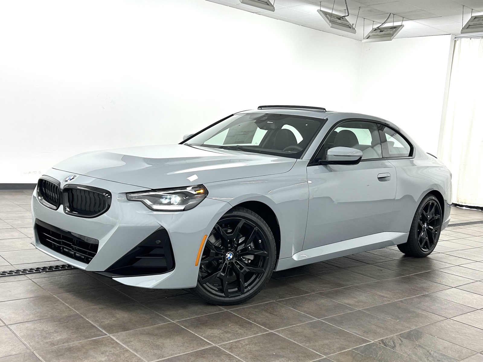 2025 BMW 2 Series 230i's photo