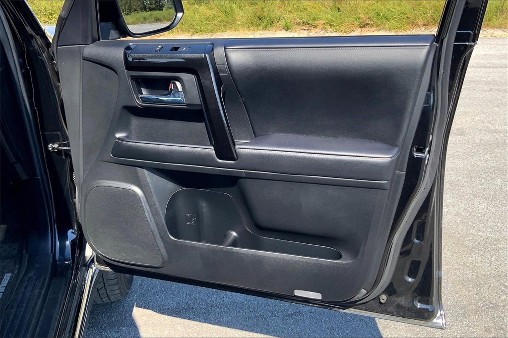 2021 Toyota 4Runner Nightshade Edition photo 23
