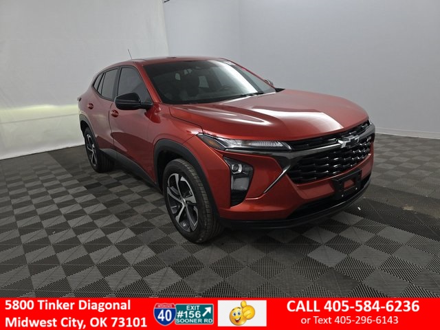 2024 Chevrolet Trax RS's photo