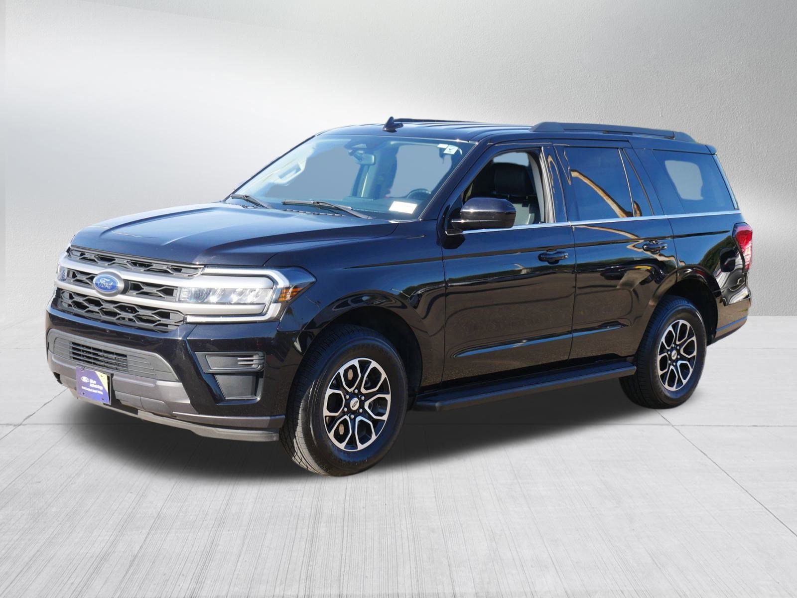 2024 Ford Expedition XLT photo 3