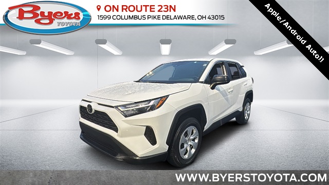 2024 Toyota RAV4 LE's photo