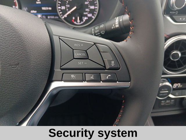 2025 Nissan Sentra SR photo 2