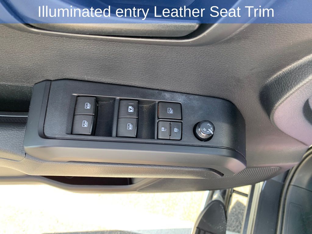 2020 Toyota Tacoma SR5 4x4 photo 9
