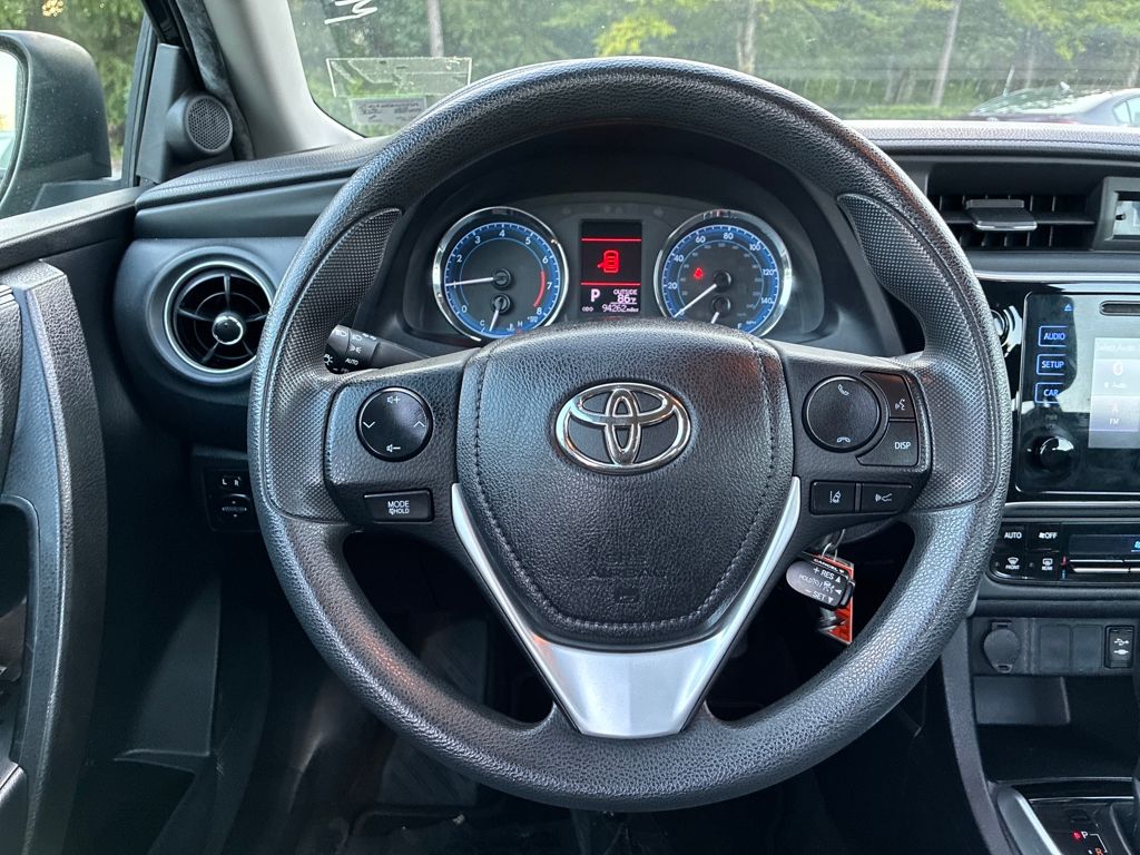 2019 Toyota Corolla L photo 14