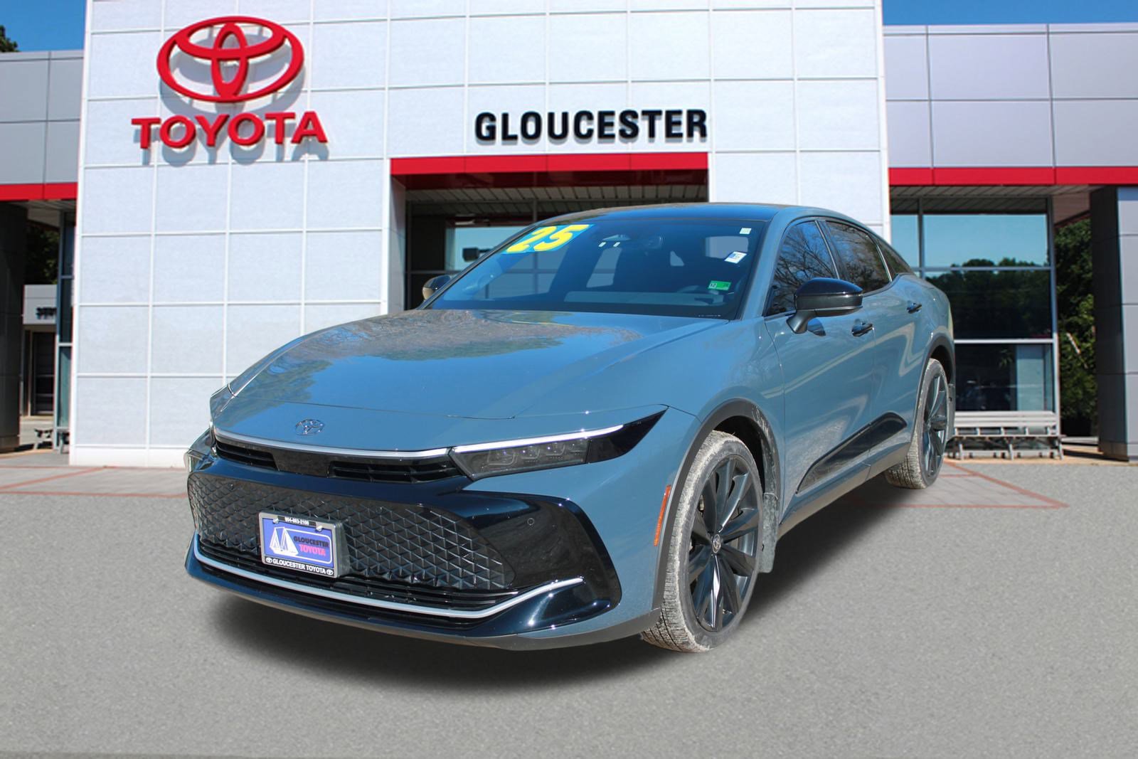 2025 Toyota Crown Nightshade's photo