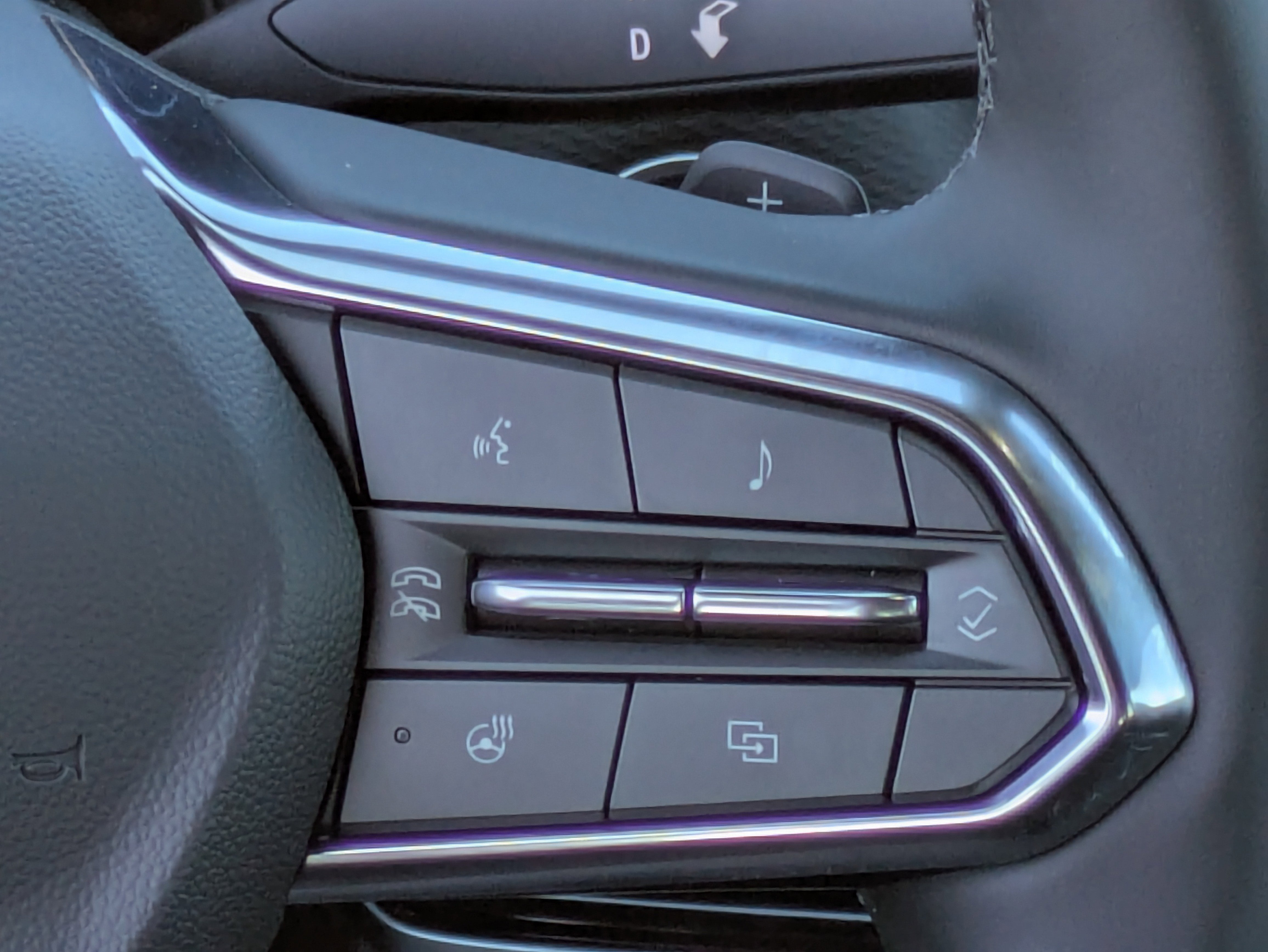 2026 Chevrolet Equinox LT photo 3