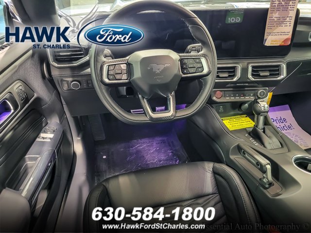 2025 FORD MUSTANG - Image 9