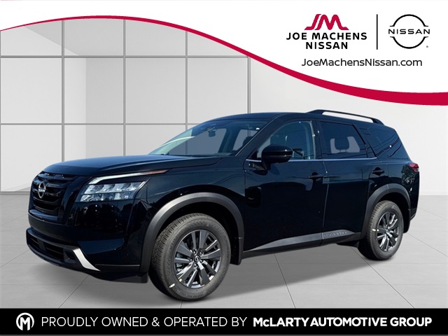 2025 Nissan Pathfinder SV's photo