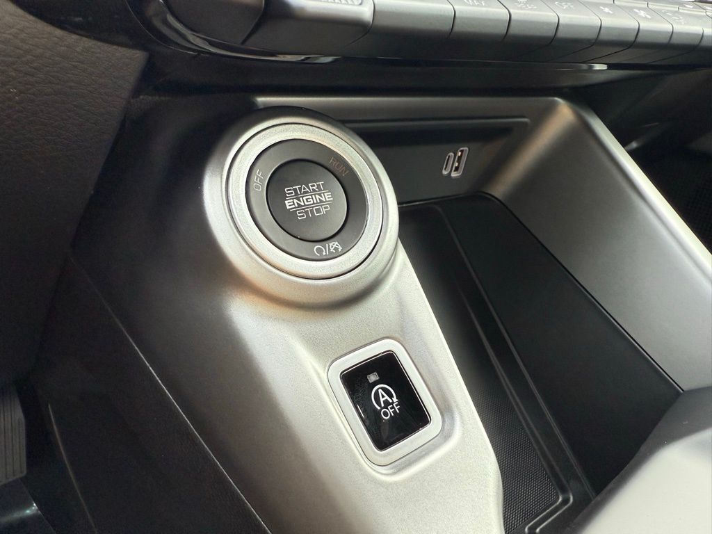 2025 Dodge Hornet GT photo 19
