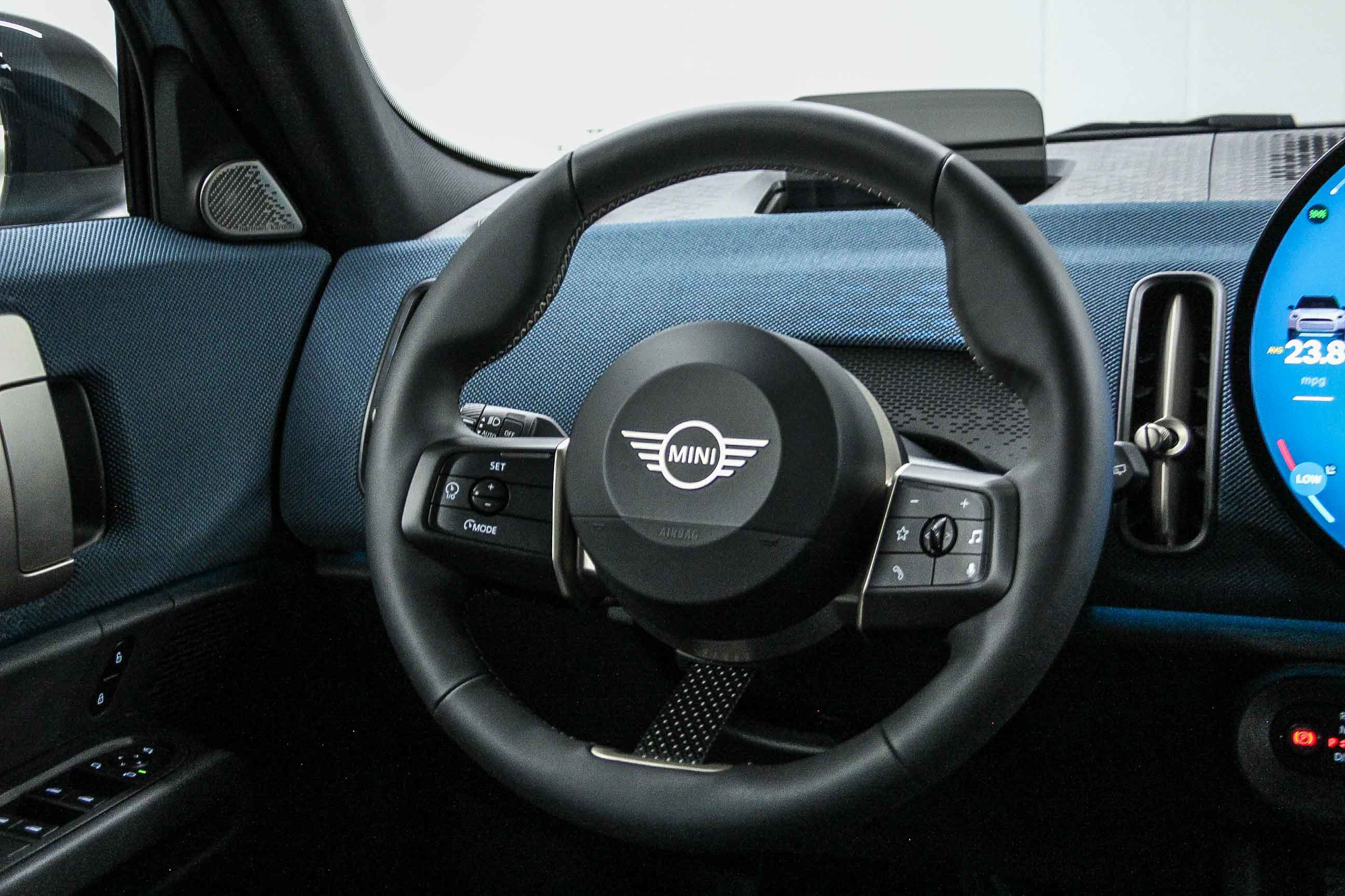 2025 Mini Countryman S ALL4 photo 16