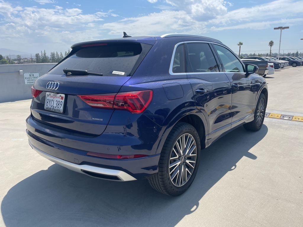 2022 Audi Q3 Premium photo 4