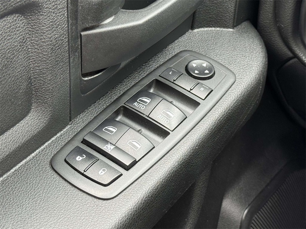 2021 Ram 2500 Tradesman photo 27