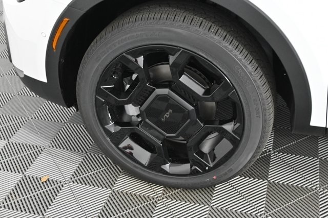 2026 Kia Sorento X-Line SX Prestige photo 4