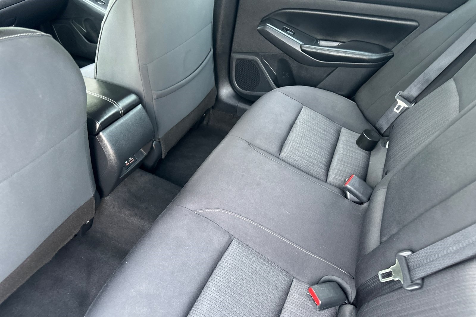 2022 Nissan Altima 2.5 SV photo 13