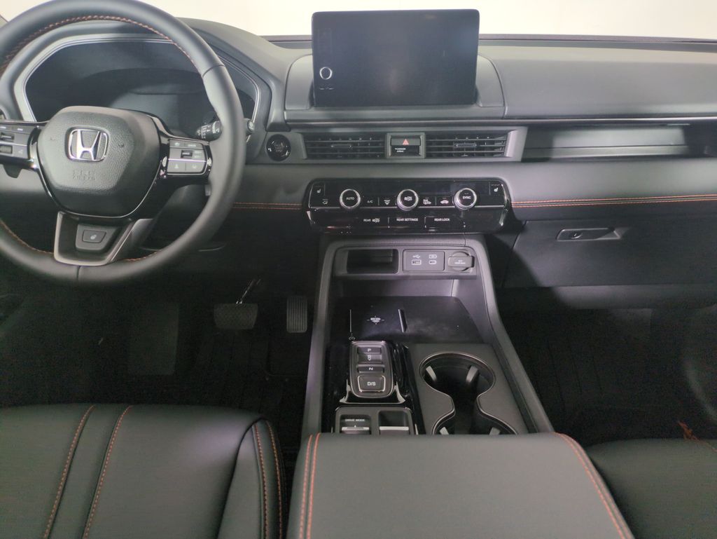 2025 Honda Pilot TrailSport photo 16
