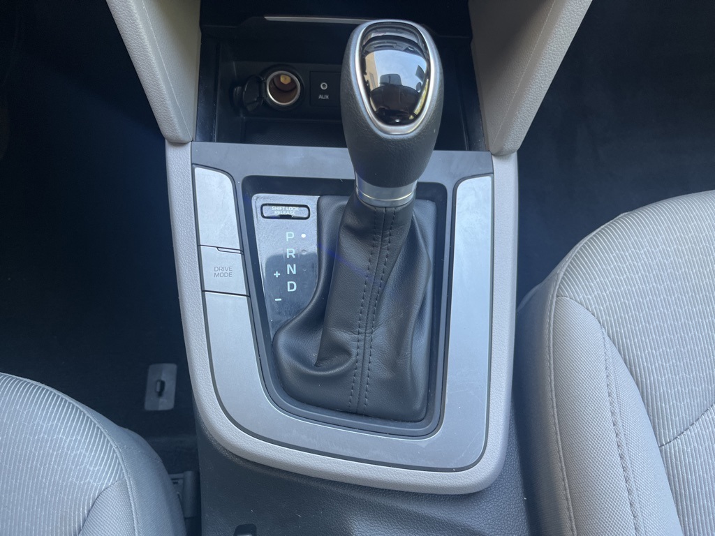 2018 Hyundai Elantra SE photo 22