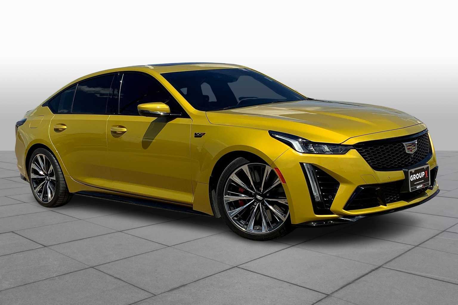 2024 Cadillac CT5 photo 2