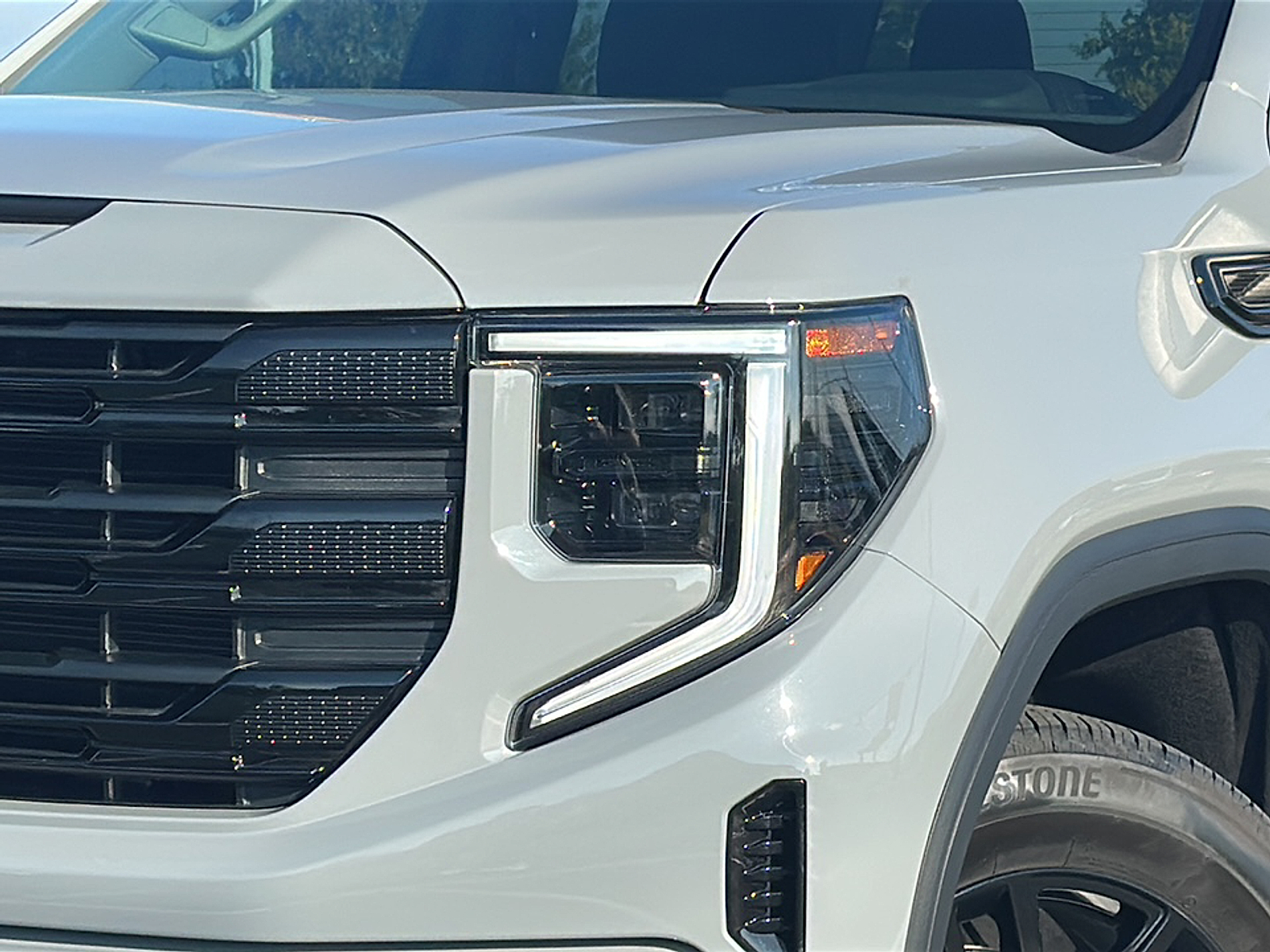 2024 Gmc Sierra 1500 Elevation photo 2