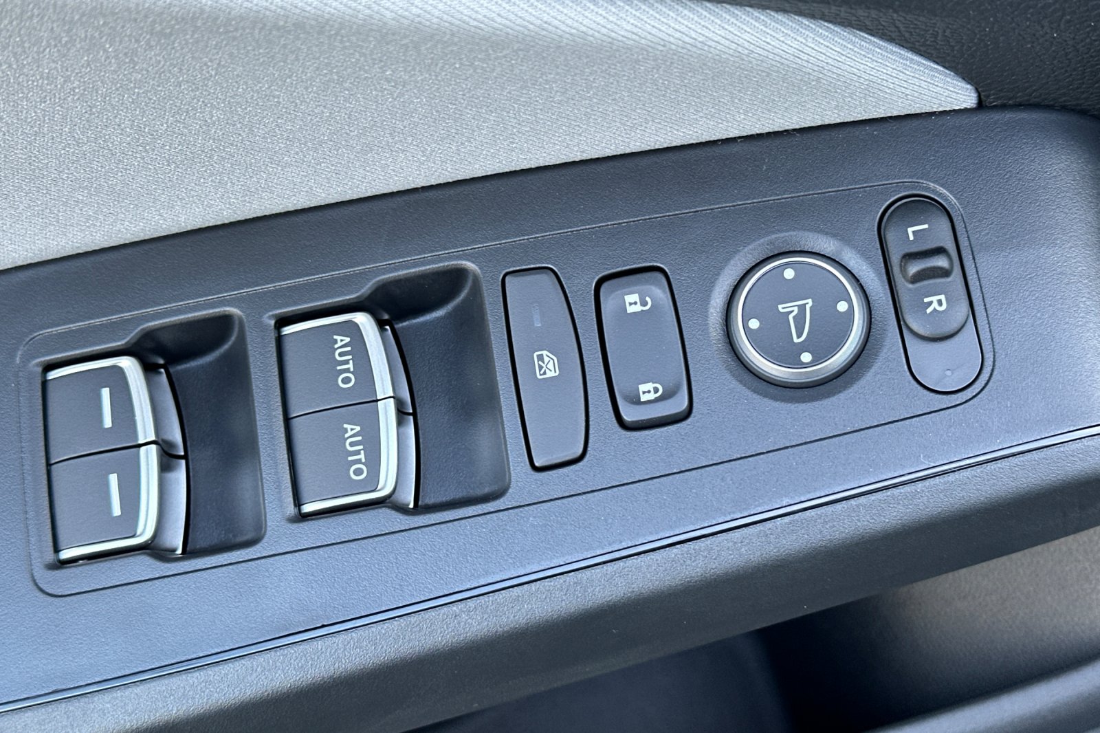 2026 Honda Civic Hybrid Sport photo 7
