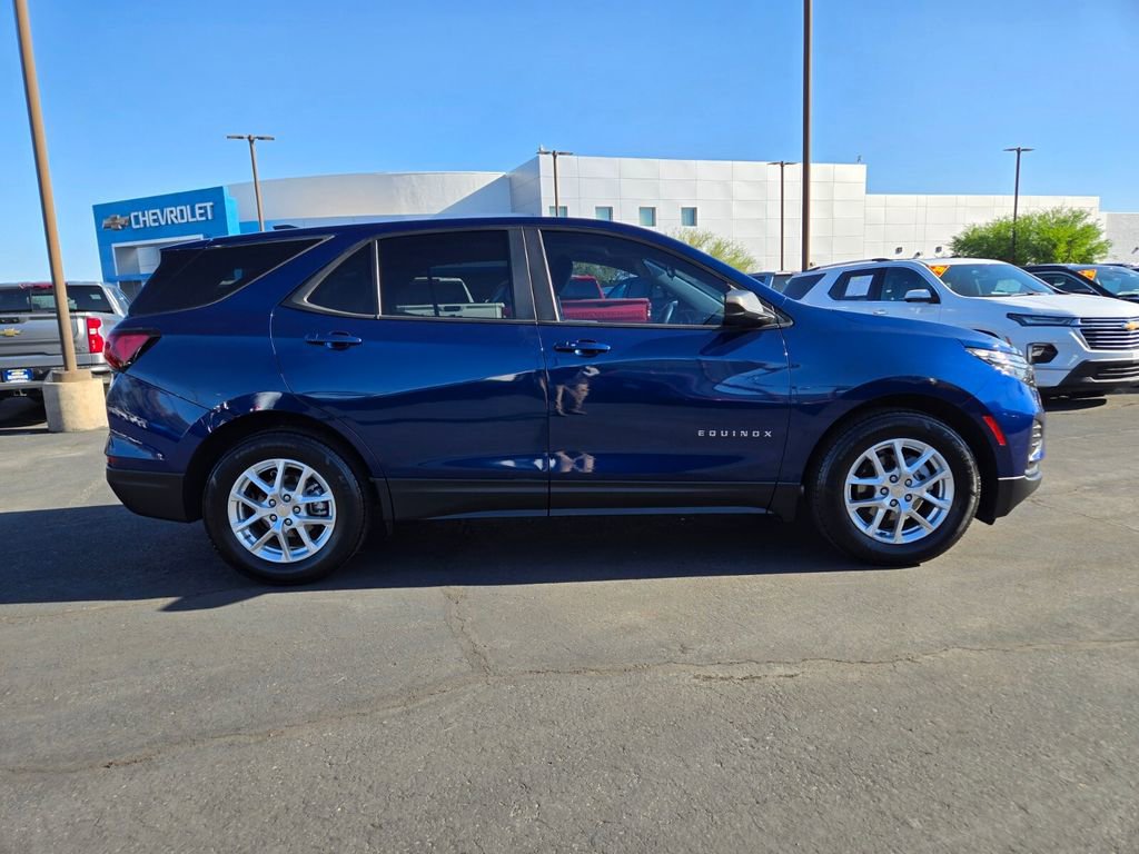 2022 Chevrolet Equinox LS photo 7