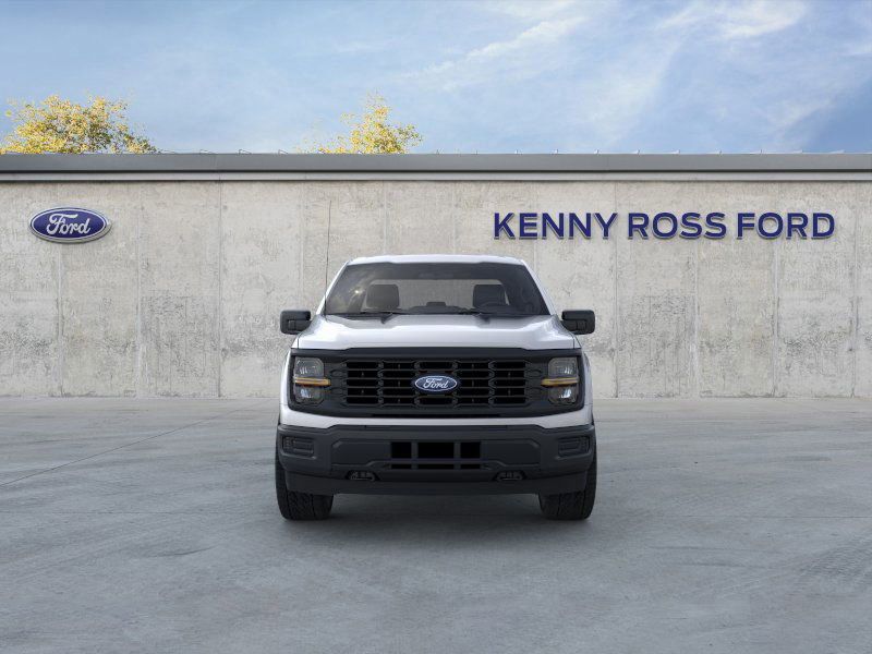 2025 Ford F-150 XL photo 4