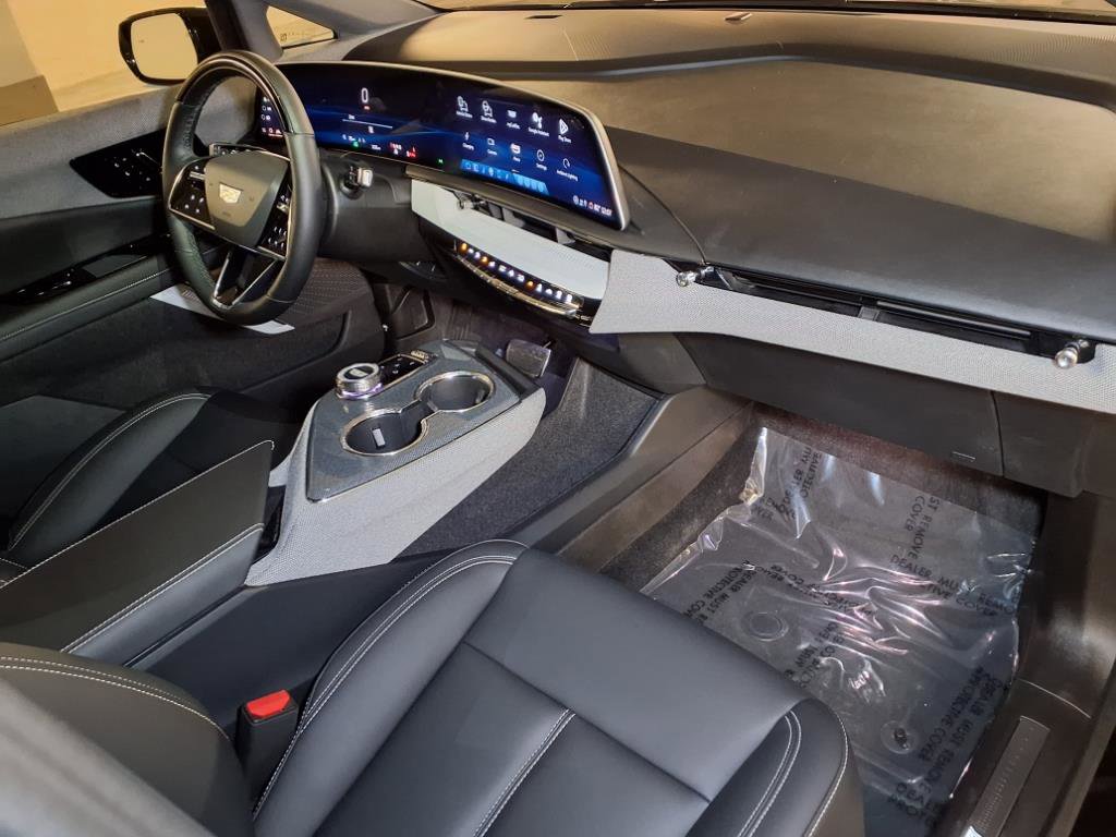 2025 Cadillac Optiq Sport photo 15