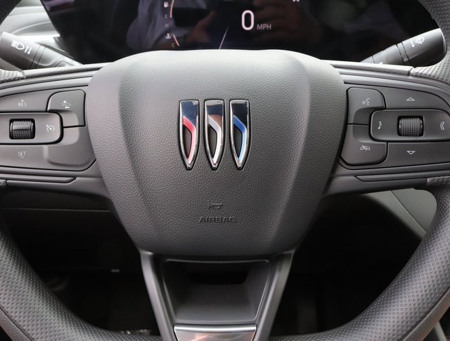 2025 Buick Envista Preferred photo 17
