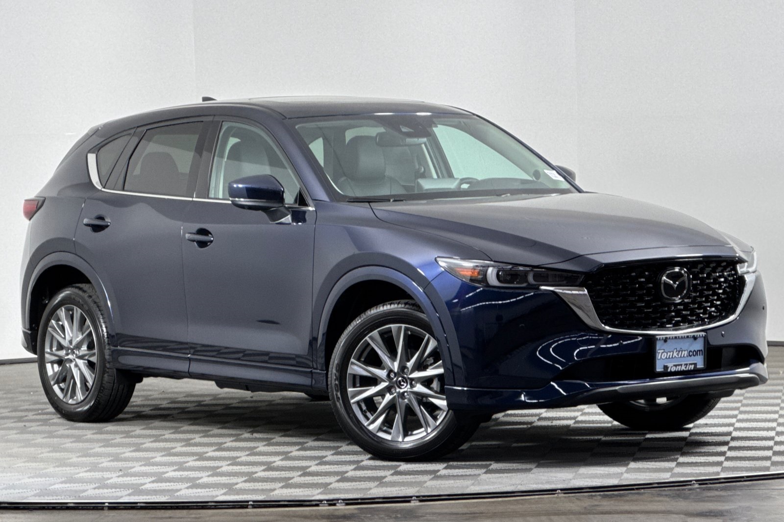 2025 Mazda CX-5 2.5 Premium Plus photo 2