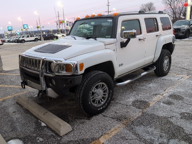 2008 HUMMER H3 - Image 3