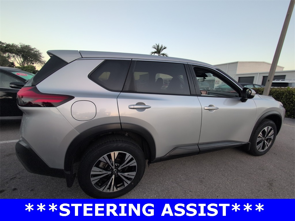 2023 Nissan Rogue SV photo 9