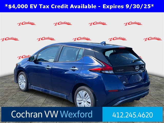 2023 Nissan Leaf S photo 4