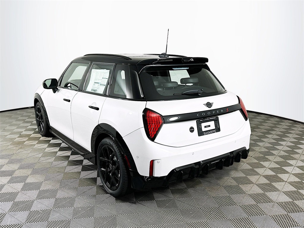 2026 Mini Cooper 4 Door Hardtop S photo 7