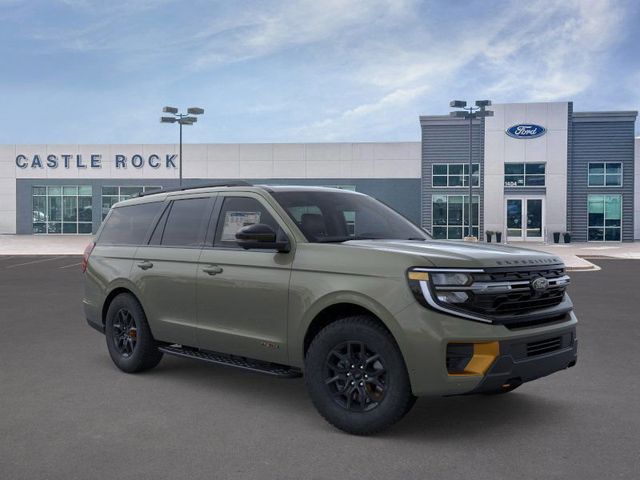 2025 Ford Expedition photo 7