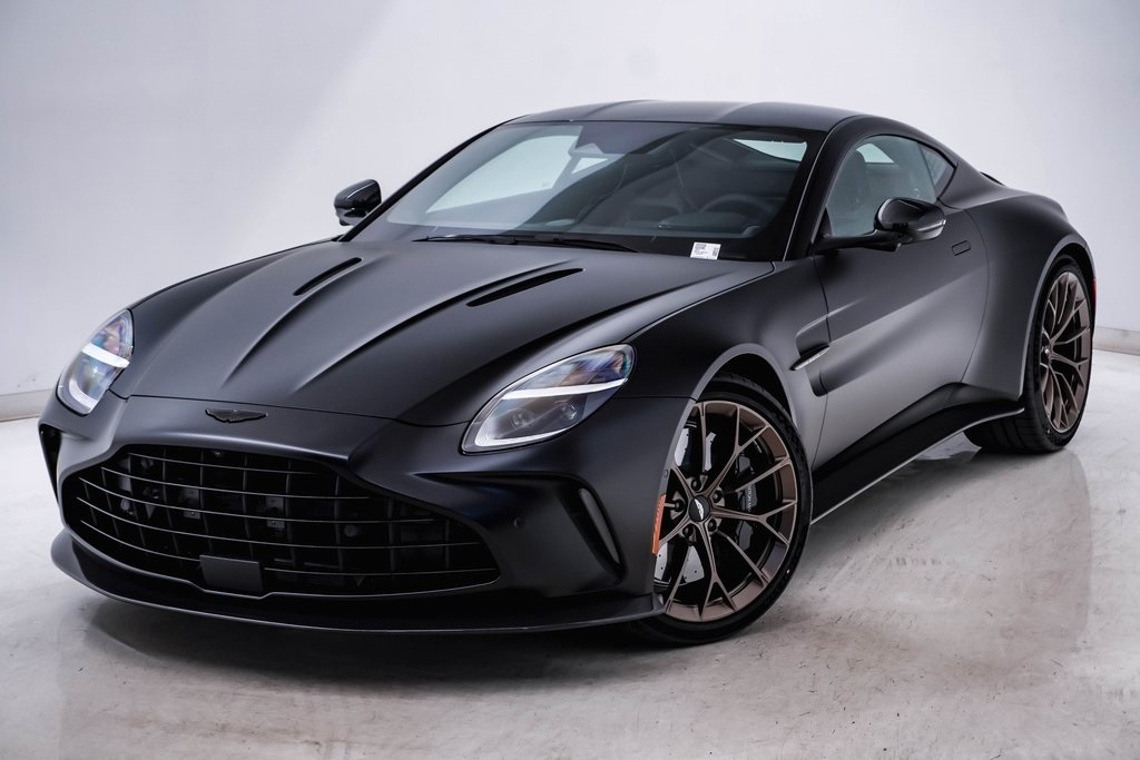 2025 Aston Martin Vantage photo 3