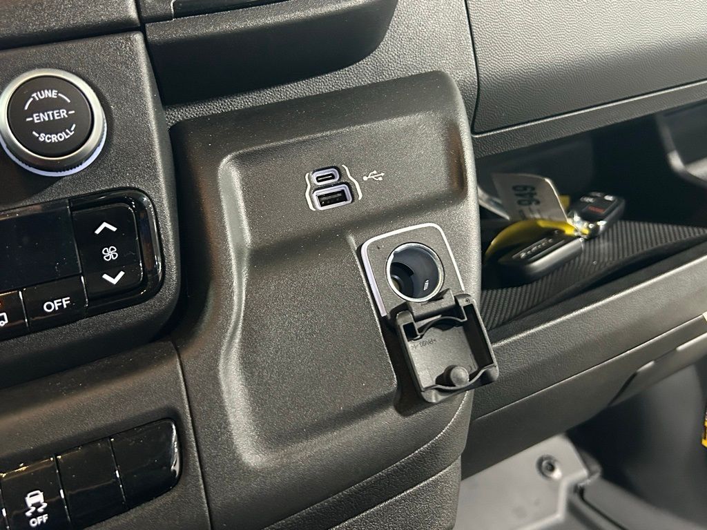 2023 Ram ProMaster 2500 Window Van photo 33