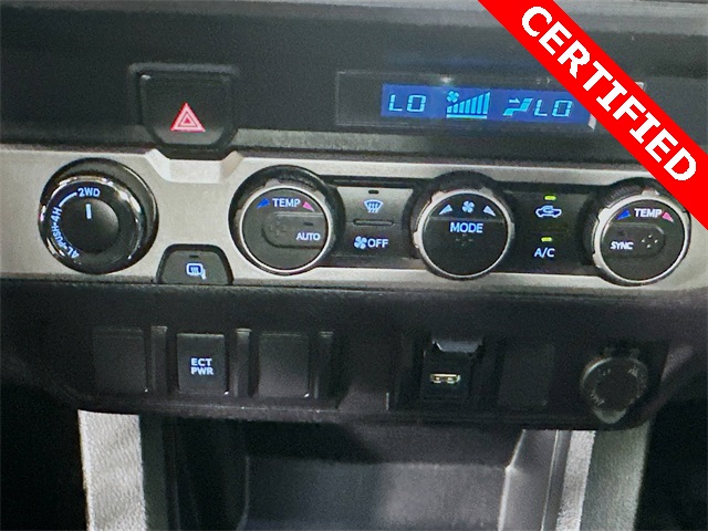2022 Toyota Tacoma SR5 photo 15