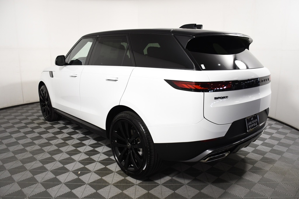 2025 Land Rover Range Rover Sport SE photo 6