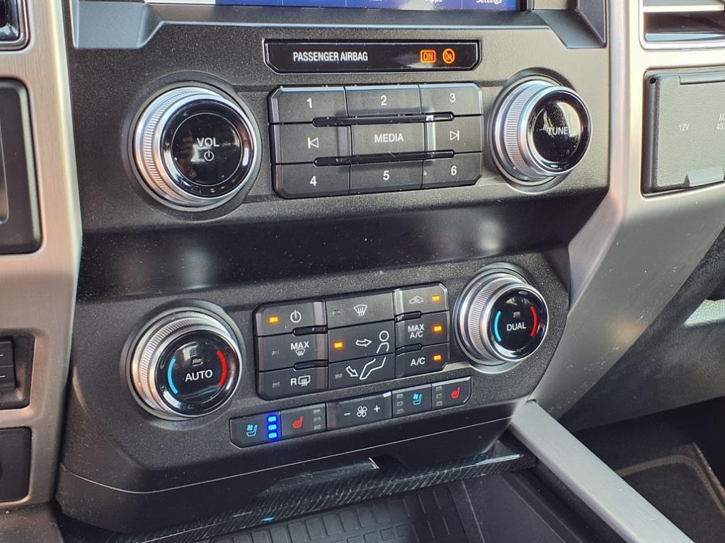 2020 Ford F-450 Platinum photo 11