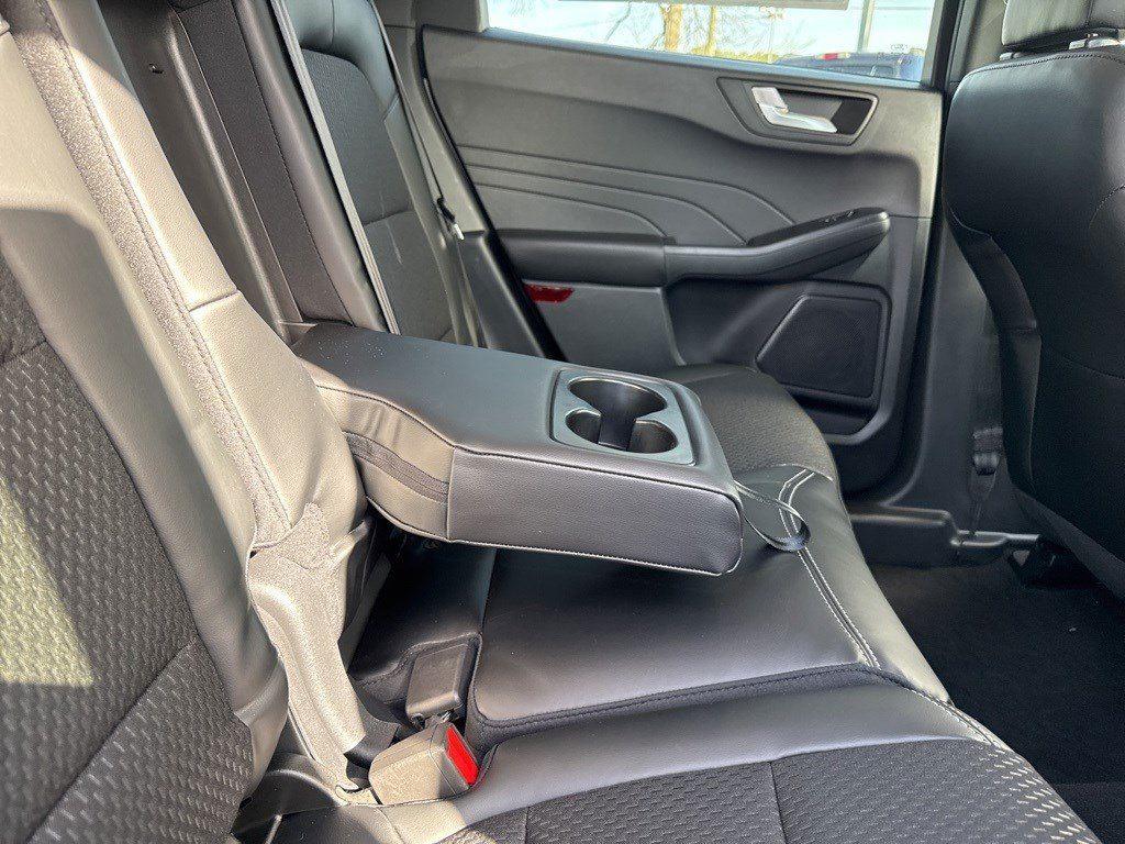 2025 Ford Escape Plug-In Hybrid photo 15
