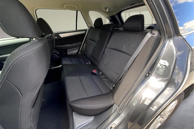 2018 Subaru Outback 2.5i Premium photo 27